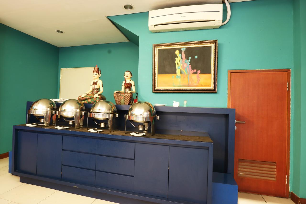 Hotel Blue Pacific จาการ์ตา ภายนอก รูปภาพ